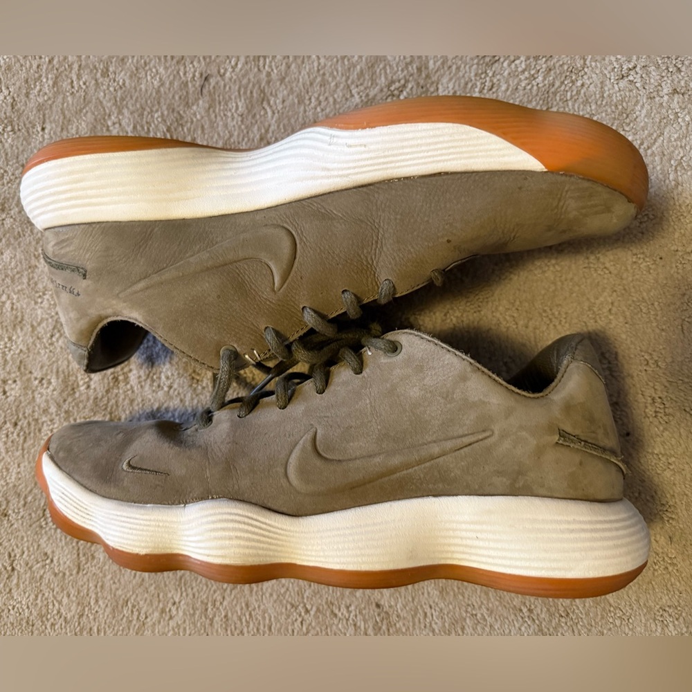 Nike Hyperdunk 2017 Low 9.5